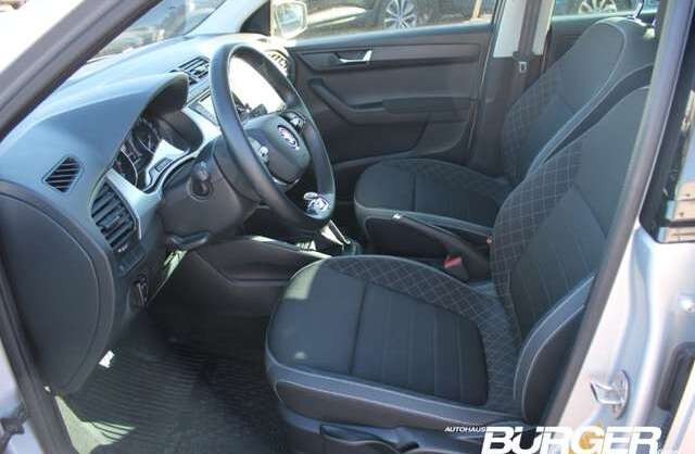 Skoda Fabia Combi Ambition Navi SitzHZG Tempom Klimaauto CarPl