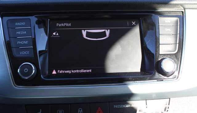 Skoda Fabia Combi Ambition Navi SitzHZG Tempom Klimaauto CarPl
