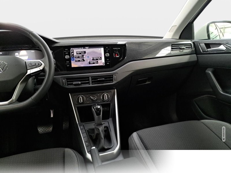 Volkswagen Taigo 1.0 TSI DSG Life Navi LED ACC Sitzheizung PDC Kamera LM16
