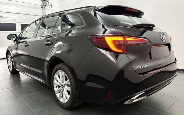 Toyota Corolla Corolla 1.8 Hybrid R-Kam#ACC#LED#Sitz-/Lenkradhz