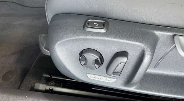 Volkswagen Passat Variant 2.0 Business Pano Navi ACC 360° IQ-Dri...