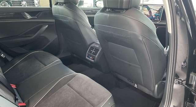 Volkswagen Passat Variant 2.0 Business Pano Navi ACC 360° IQ-Dri...