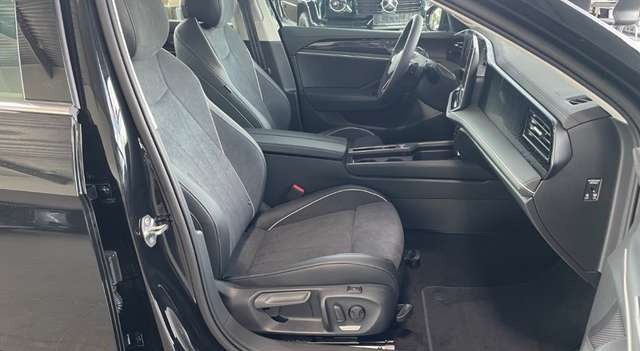 Volkswagen Passat Variant 2.0 Business Pano Navi ACC 360° IQ-Dri...