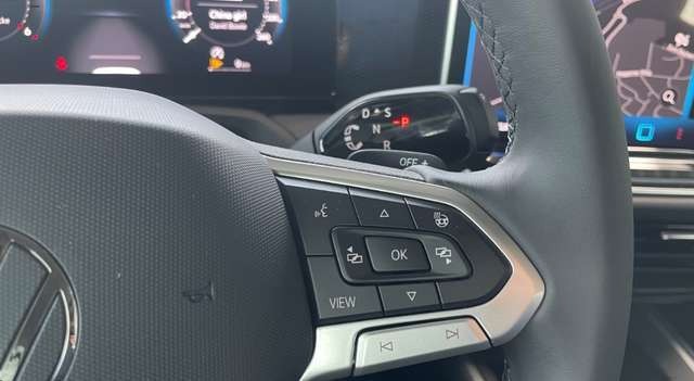 Volkswagen Passat Variant 2.0 Business Pano Navi ACC 360° IQ-Dri...