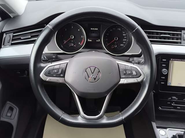 Volkswagen Passat Variant 2.0 TDI DSG Business AHK NAVI PDC