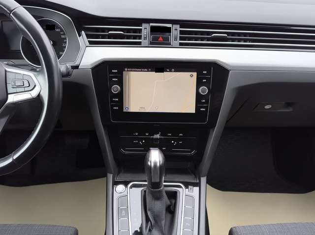 Volkswagen Passat Variant 2.0 TDI DSG Business AHK NAVI PDC