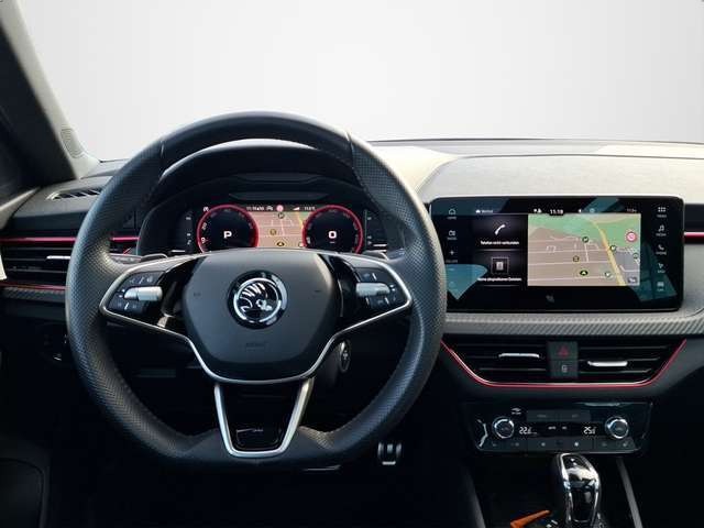Skoda Kamiq 1.5 TSI Monte Carlo DSG / NAVI / AHK / PANORAMA