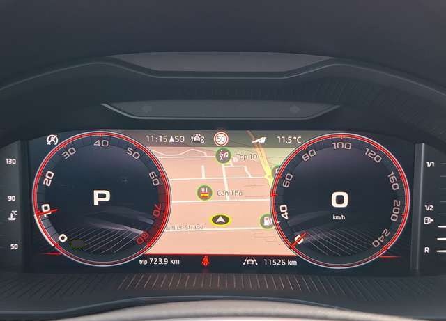 Skoda Kamiq 1.5 TSI Monte Carlo DSG / NAVI / AHK / PANORAMA