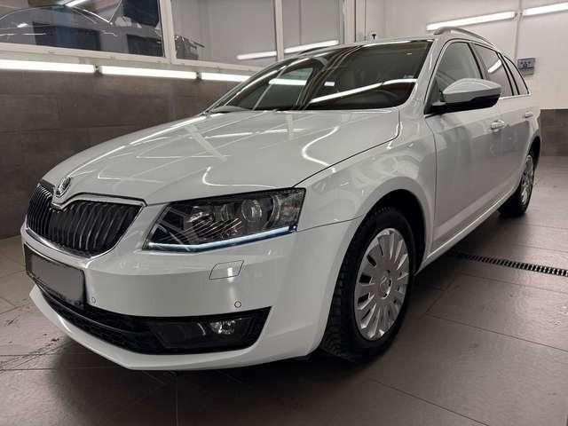 Skoda Octavia Combi L&K LEDER STHZG XENON AHK SHZ PDC