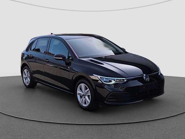 Volkswagen Golf 8 Lim. 1.5 TSI Life LED NAVI RFK