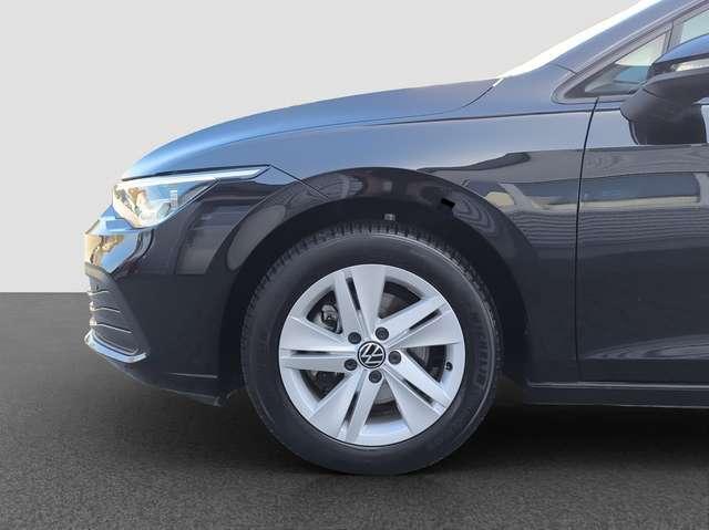 Volkswagen Golf 8 Lim. 1.5 TSI Life LED NAVI RFK