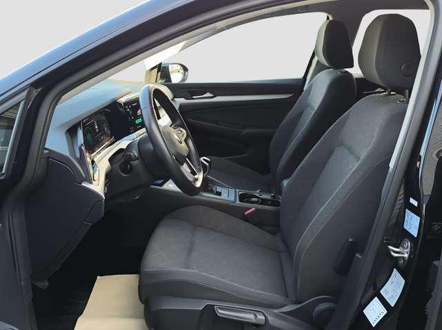 Volkswagen Golf 8 Lim. 1.5 TSI Life LED NAVI RFK