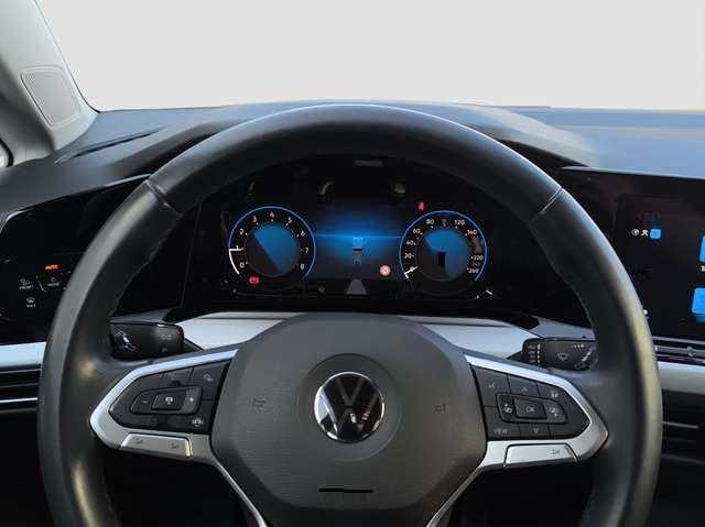 Volkswagen Golf 8 Lim. 1.5 TSI Life LED NAVI RFK