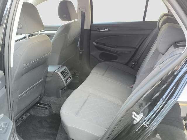 Volkswagen Golf 8 Lim. 1.5 TSI Life LED NAVI RFK