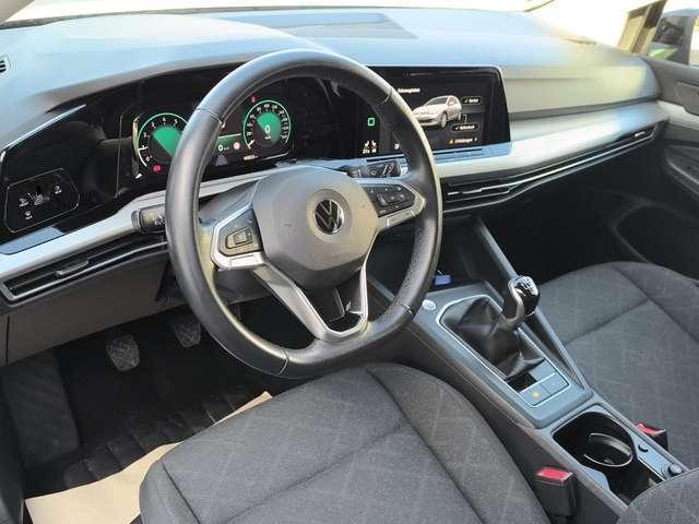 Volkswagen Golf 8 Lim. 1.5 TSI Life LED NAVI RFK