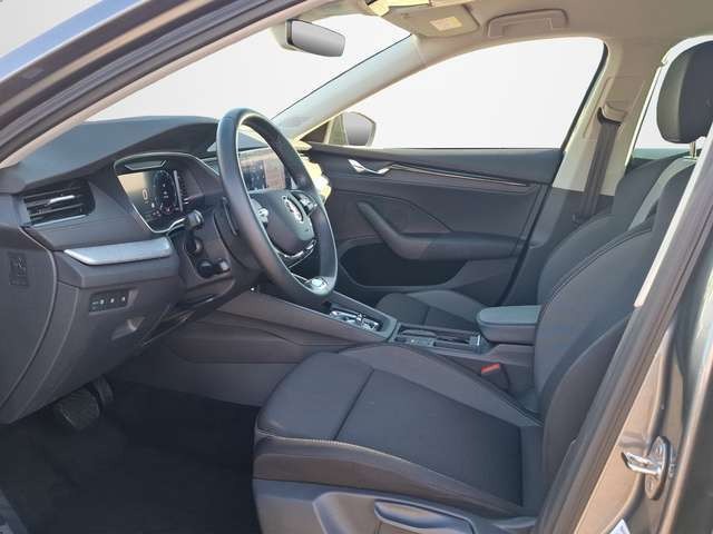Skoda Octavia Combi 2.0 TDI Tour DSG / NAVI / ACC / LED / SITZHE