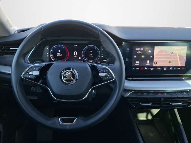 Skoda Octavia Combi 2.0 TDI Tour DSG / NAVI / ACC / LED / SITZHE