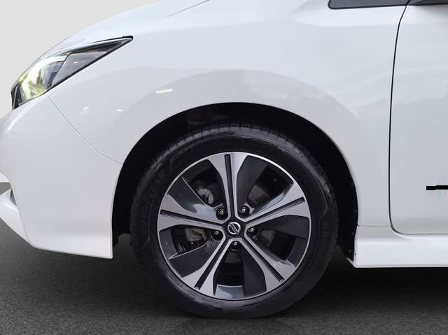 Nissan Leaf ZE1 40kWh N-CONNECTA NAVI RFK PDC