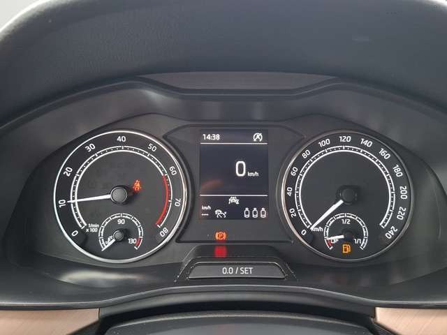 Skoda Kamiq 1.0 TSI Style KLIMA / AHK / KAMERA / LED / SITZHEI