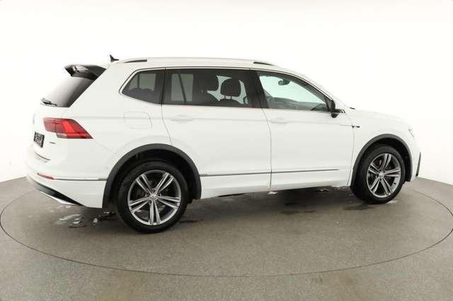 Volkswagen Tiguan Allspace 2.0 TDI DSG 4M Highline R-Line, 7-Sitzer, AHK, Sta
