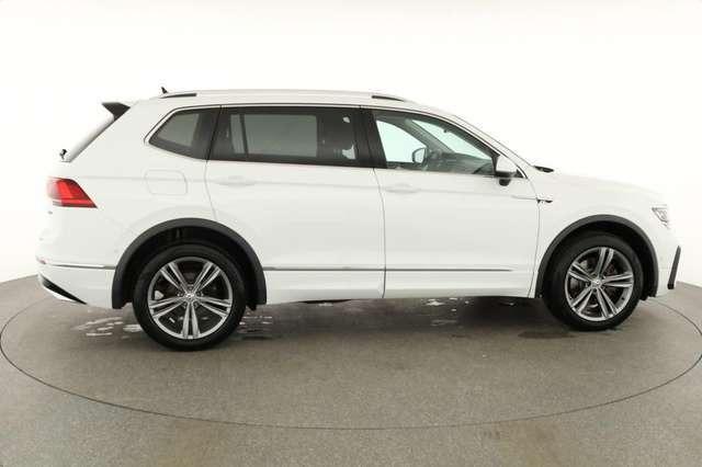 Volkswagen Tiguan Allspace 2.0 TDI DSG 4M Highline R-Line, 7-Sitzer, AHK, Sta