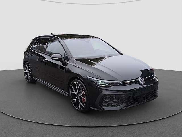 Volkswagen Golf GTI 8 2.0 TSI DSG BLACK STYLE AHK PANO H&K-SOUND NAVI
