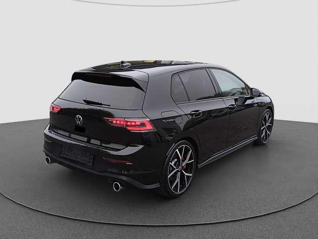 Volkswagen Golf GTI 8 2.0 TSI DSG BLACK STYLE AHK PANO H&K-SOUND NAVI