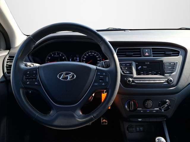 Hyundai i20 Active Select 1.4 KLIMA / BLUETOOTH / METALLIC