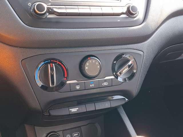 Hyundai i20 Active Select 1.4 KLIMA / BLUETOOTH / METALLIC