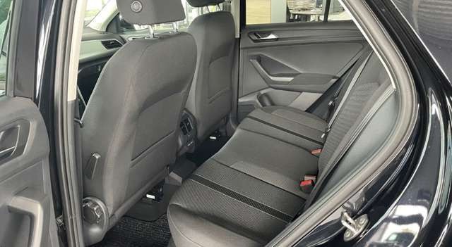 Volkswagen T-Roc Prime 1.5 TSI AHK Navi Keyless LED Kamera ACC Wint