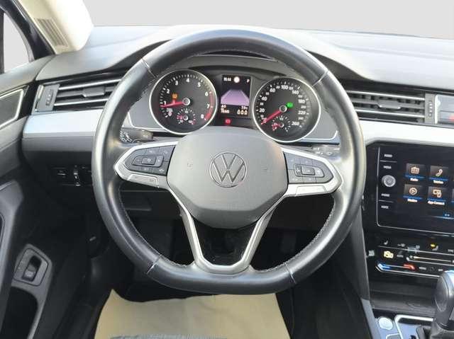Volkswagen Passat Var. 1.5 TSI DSG Business AHK NAVI PDC Facelift