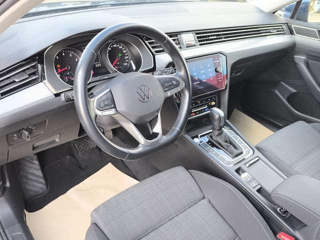 Volkswagen Passat Var. 1.5 TSI DSG Business AHK NAVI PDC Facelift