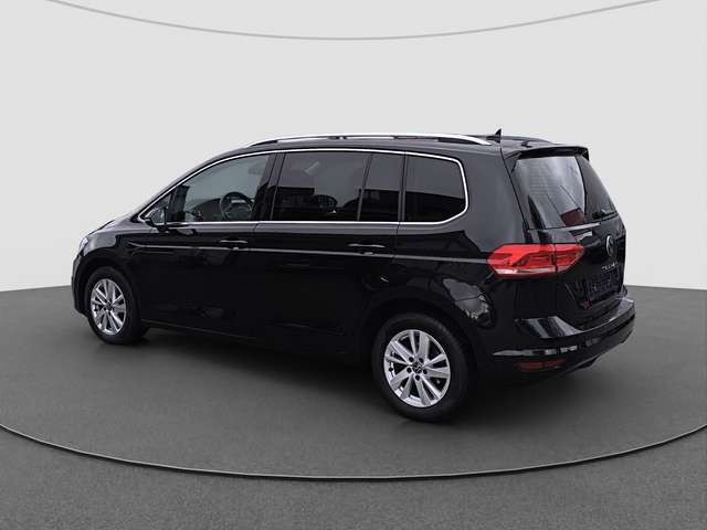 Volkswagen Touran 1.5 TSI DSG Highline ACC PDC SHZ