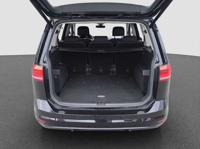 Volkswagen Touran 1.5 TSI DSG Highline ACC PDC SHZ