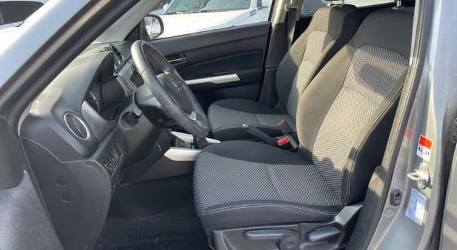 Suzuki Vitara 1.6 Comfort Navi Kamera Klimaautom SHZ Tempom. Blu