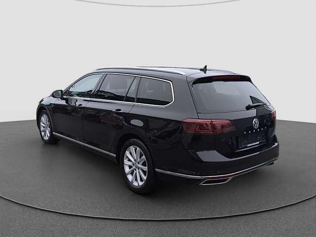 Volkswagen Passat Var. 2.0 TDI DSG Elegance AHK ACC NAVI