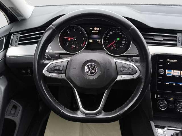 Volkswagen Passat Var. 2.0 TDI DSG Elegance AHK ACC NAVI