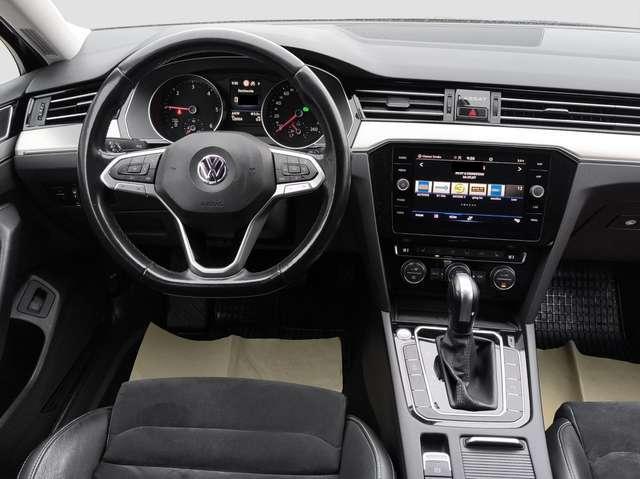 Volkswagen Passat Var. 2.0 TDI DSG Elegance AHK ACC NAVI