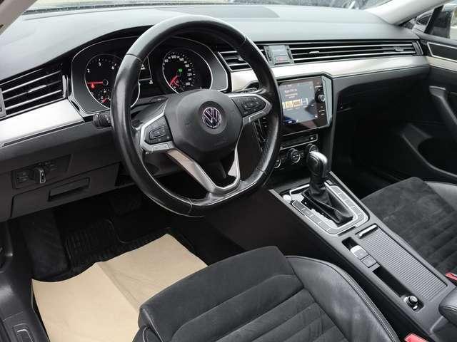 Volkswagen Passat Var. 2.0 TDI DSG Elegance AHK ACC NAVI