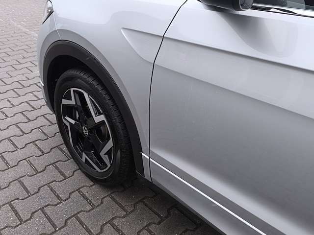 Volkswagen T-Cross 1.5 TSI DSG R-Line AHK MATRIX-LED NAVI
