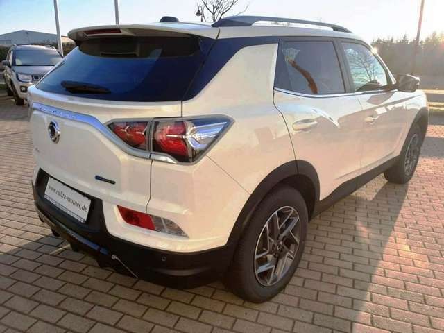 Ssangyong Korando E-Motion Bronze (CW)