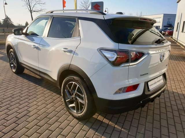Ssangyong Korando E-Motion Bronze (CW)