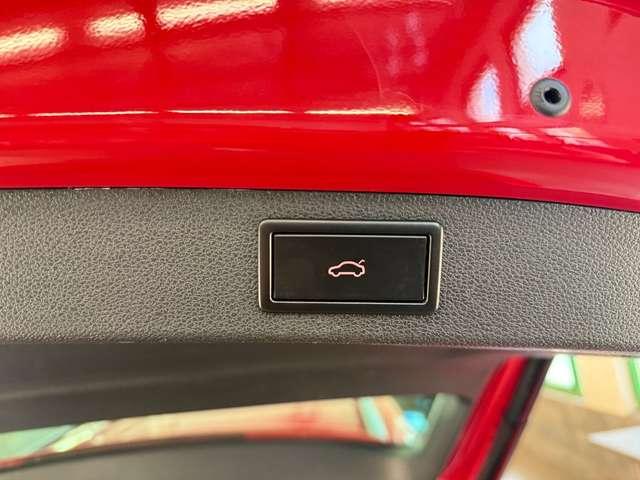 Skoda Kodiaq Sportline 4x4 LEDER 4xSHZ LED AHK CARPL.
