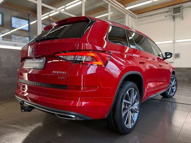 Skoda Kodiaq Sportline 4x4 LEDER 4xSHZ LED AHK CARPL.