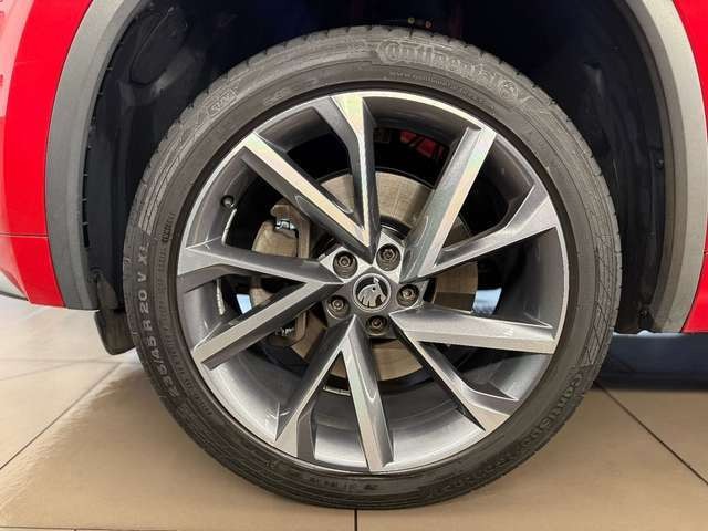 Skoda Kodiaq Sportline 4x4 LEDER 4xSHZ LED AHK CARPL.