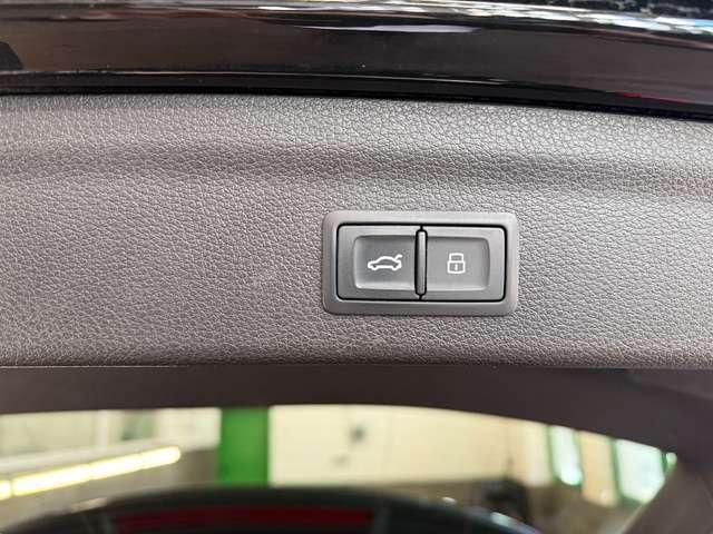 Audi Q3 40 TFSI quattro S LINE NAVI LED LEDER SHZ VIR