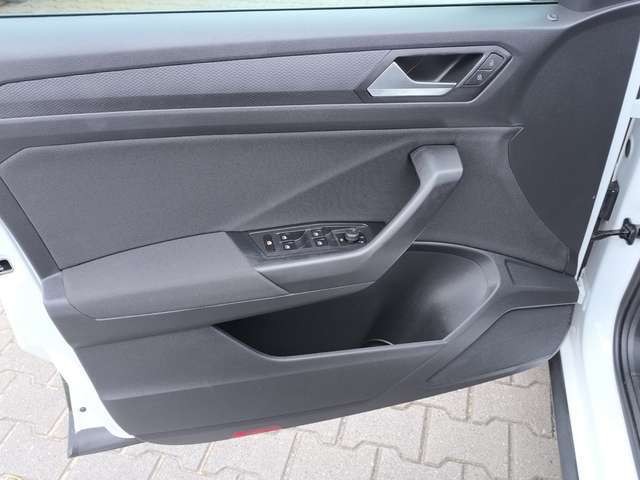 Volkswagen T-Roc 1.0 TSI LED SHZ KLIMAAUT