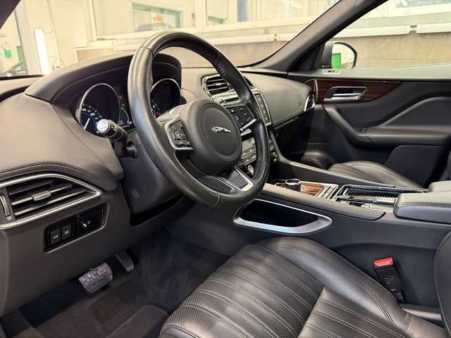 Jaguar F-Pace F-PACE Portfolio AWD NAVI LHZ 4XSHZ KAM BI-XENON