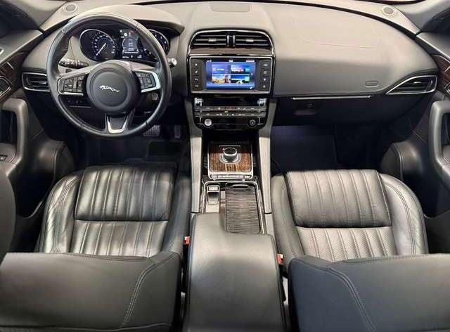 Jaguar F-Pace F-PACE 5 J. Garantie NAVI LHZ 4XSHZ KAM BI-XENON