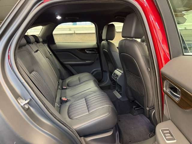 Jaguar F-Pace F-PACE 5 J. Garantie NAVI LHZ 4XSHZ KAM BI-XENON